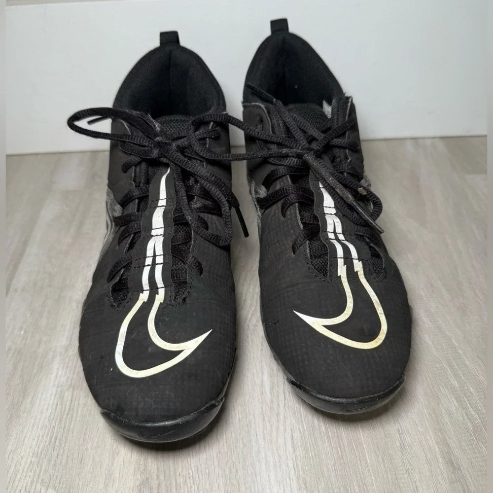 Nike Alpha Huarache Elite 3 Mid Football Cleats Black White Sz 6Y